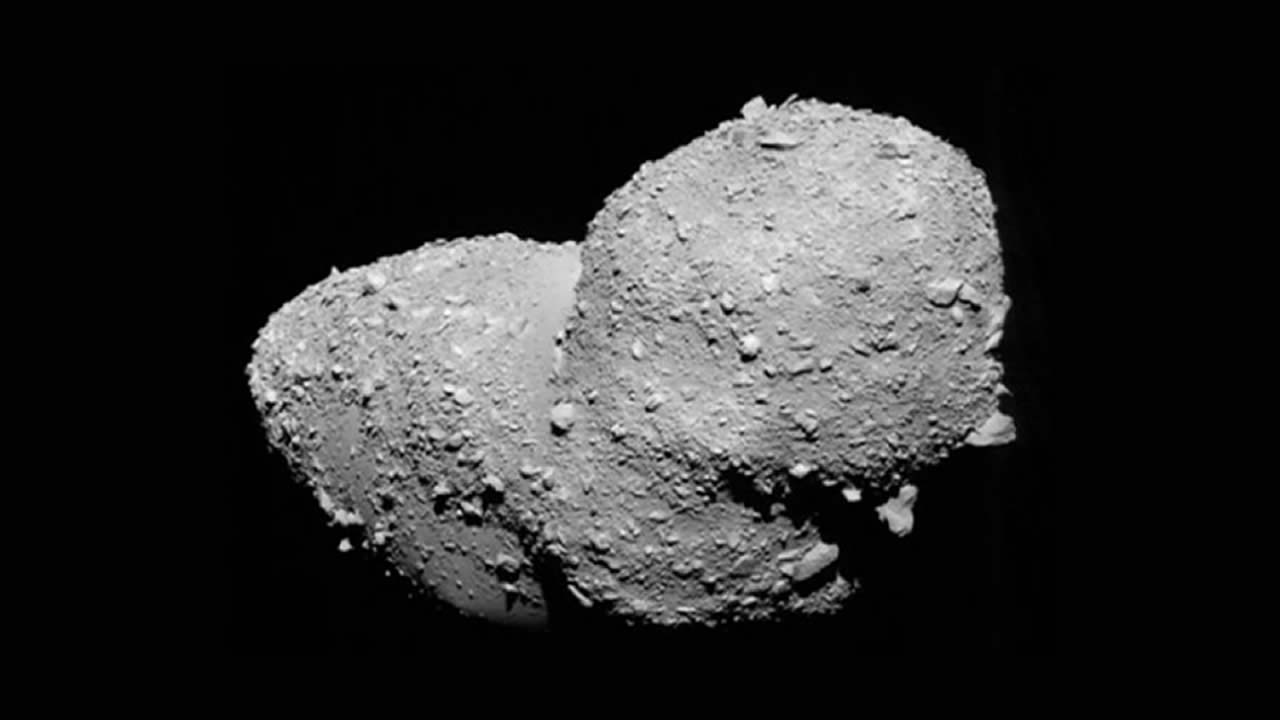 Científicos finalmente saben la edad del asteroide Itokawa