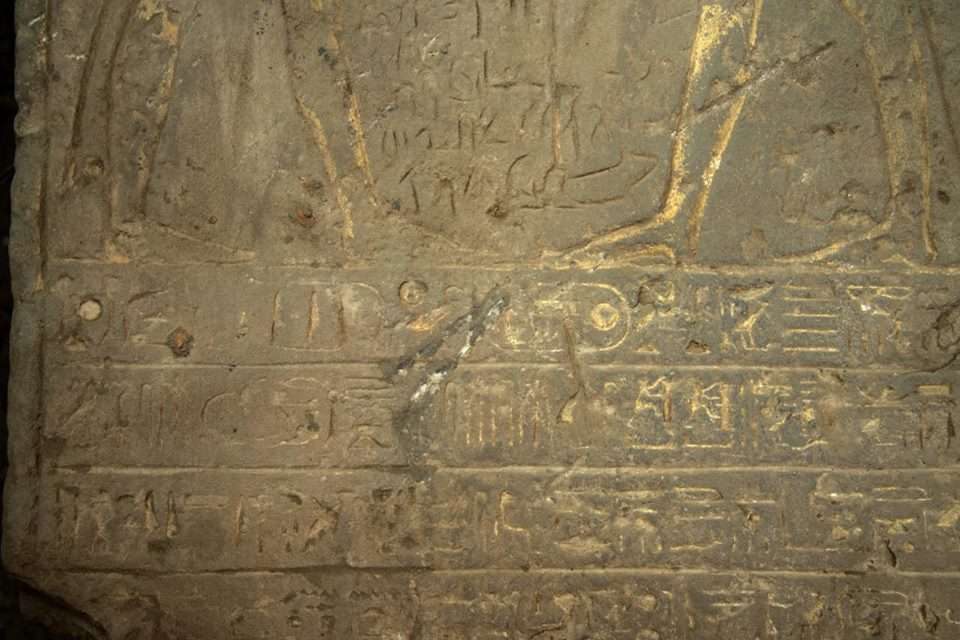 Encuentran tablillas egipcias con dioses cocodrilo y faraones guerreros