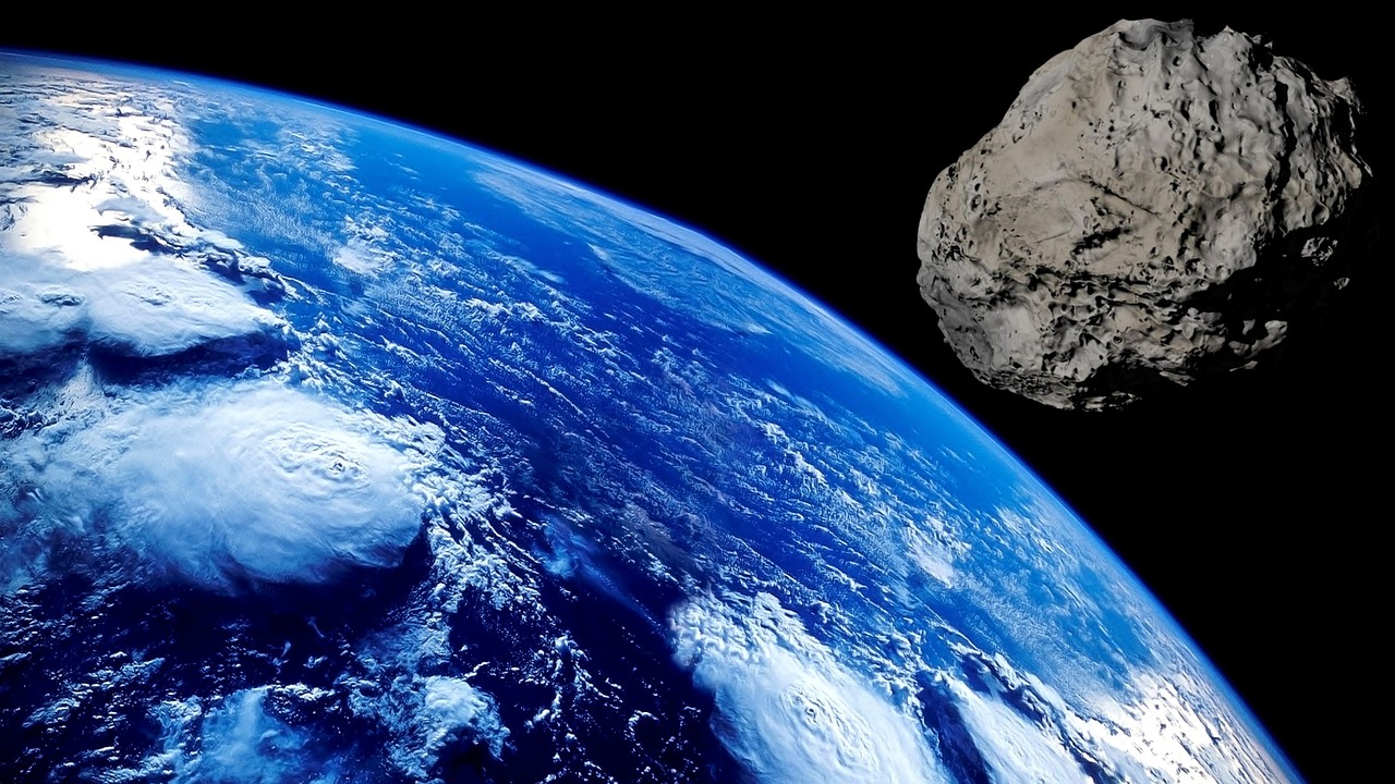 Un asteroide de gran tamaño se dirige a la Tierra