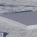 Iceberg rectangular es captado por la NASA