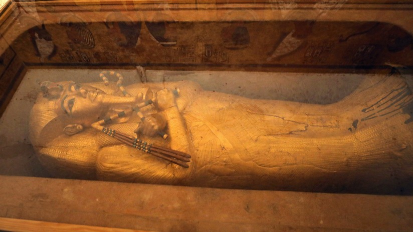 Momia del faraón Tutankamón