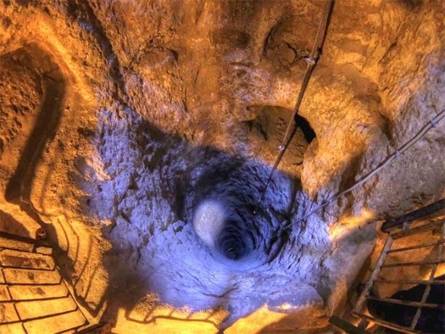 Pozo de ventilación subterránea