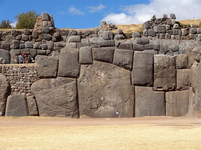 Sacsayhuaman Muros de piedra