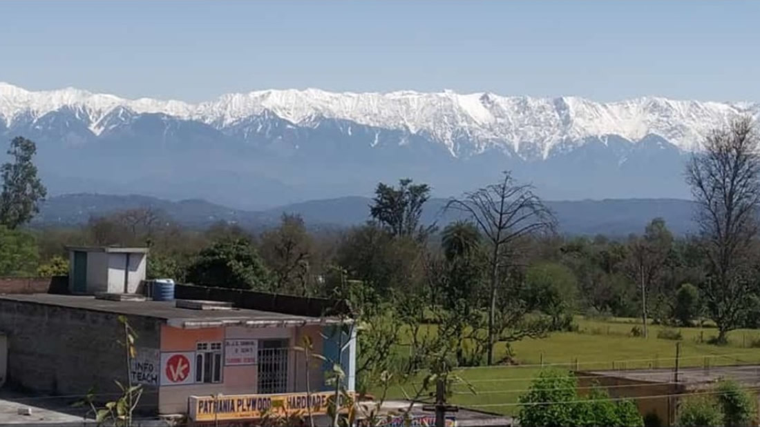 El Himalaya es visible desde la India por primera vez en 30 años gracias a la cuarentena