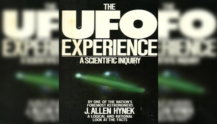 Libro Experiencia UFO: Un estudio científico apareció por primera vez la Escala Hynek.