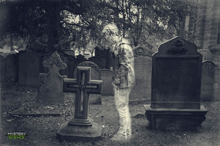 Espíritu, fantasma, cementerio 