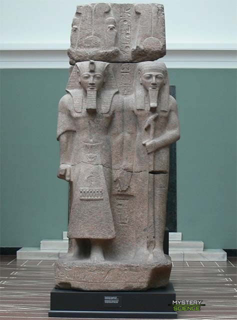 Ramsés II y Ptah Tatenen