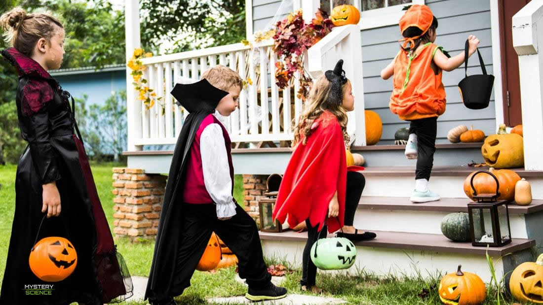 Cómo inició la tradición de pedir dulces en Halloween