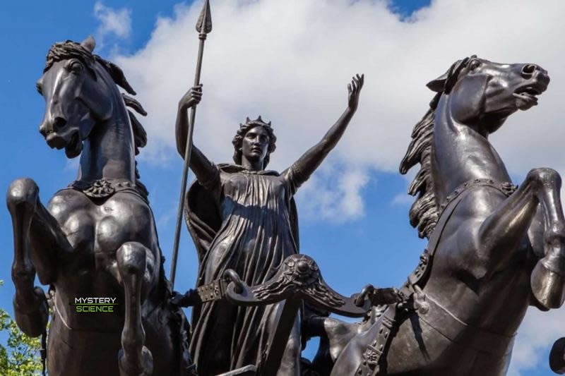 Estatua de Boudica y sus hijas en Londres