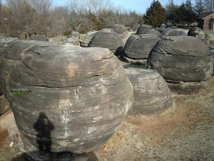Rocas en Kansas City (EE.UU) que pueden alcanzar hasta 9 metros de ancho