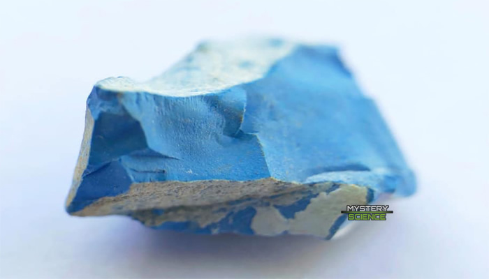 La extraña piedra de iridio, un material que no existe en la Tierra