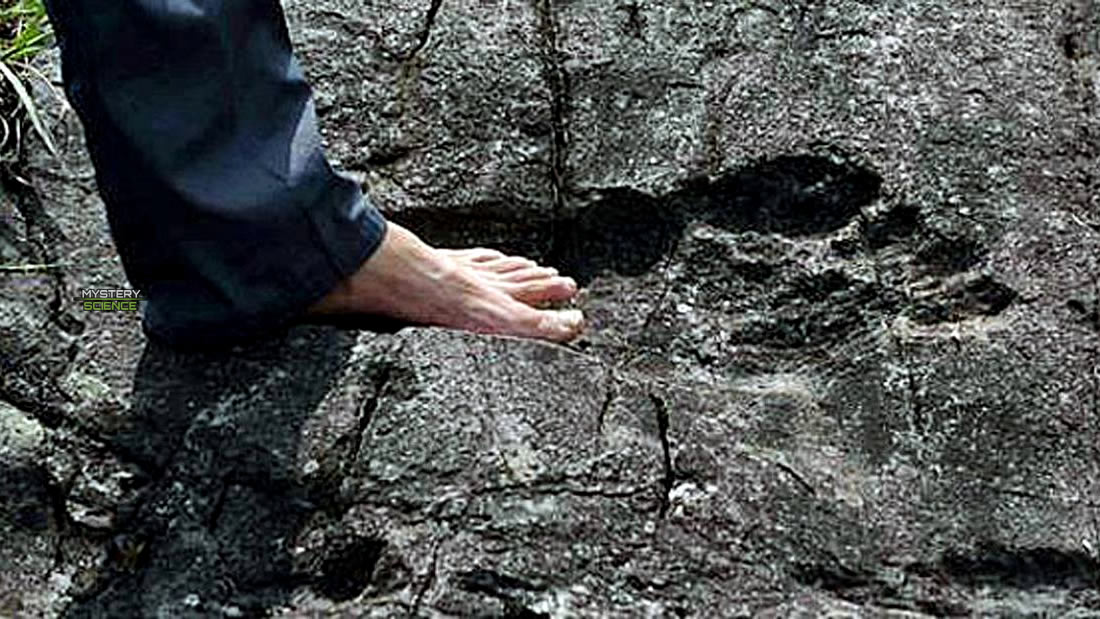 La huella gigante con forma de pie humano que ha desconcertado a los arqueólogos