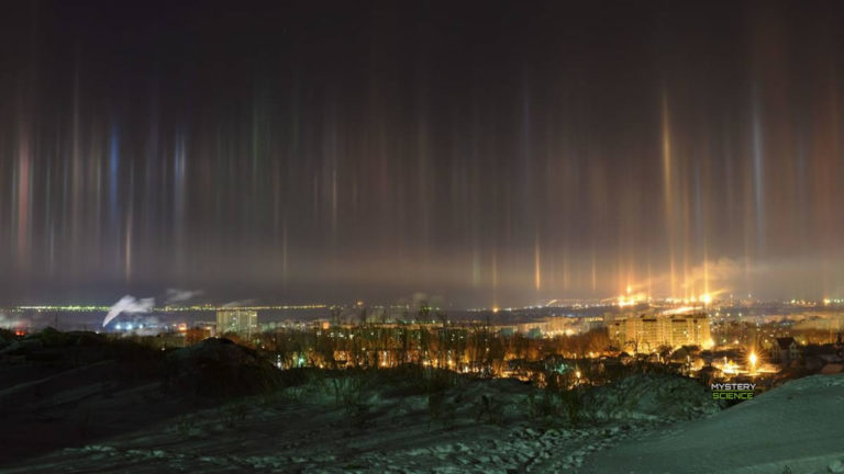 El fascinante fenómeno de los «pilares de luz» en cielos