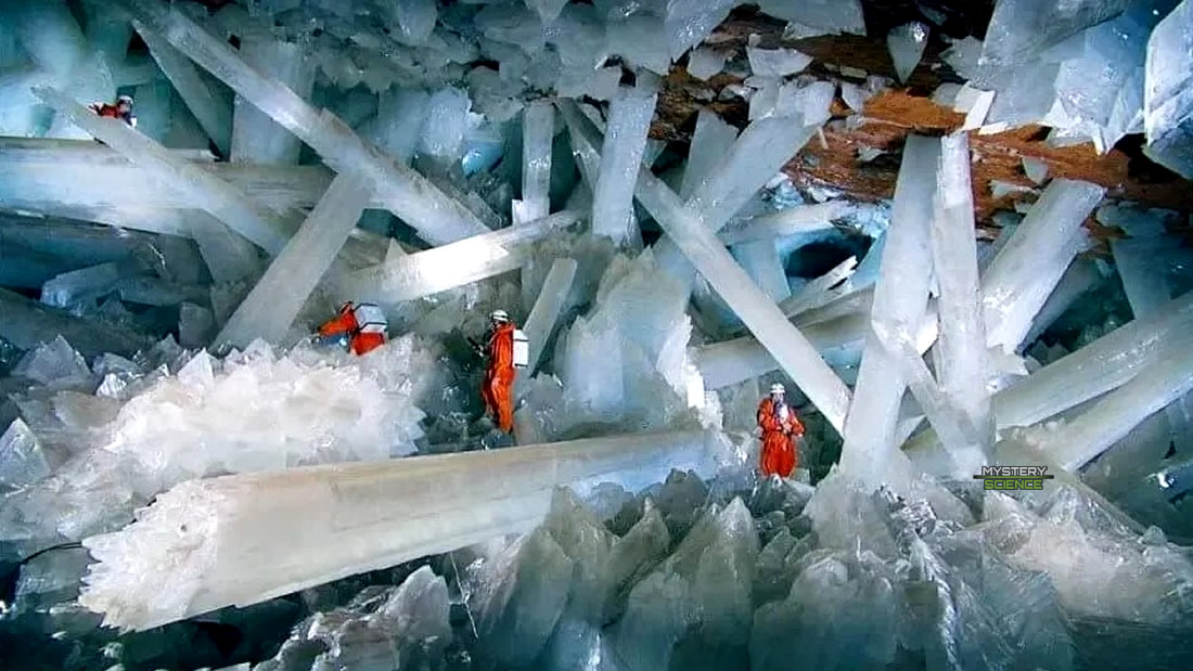 Impresionantes cristales gigantes descubiertos en las profundidades de una cueva mexicana