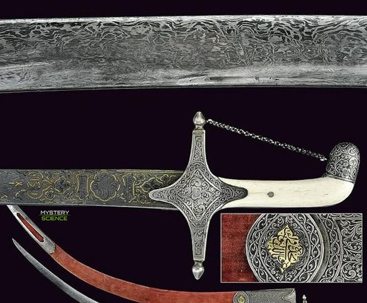 Shamshir persa del siglo XIX, hoja curva de acero de Damasco, con grabados e inscripciones en árabe