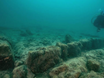 Exploran la «Atlantis maya» descubierta en el lago Atitlán