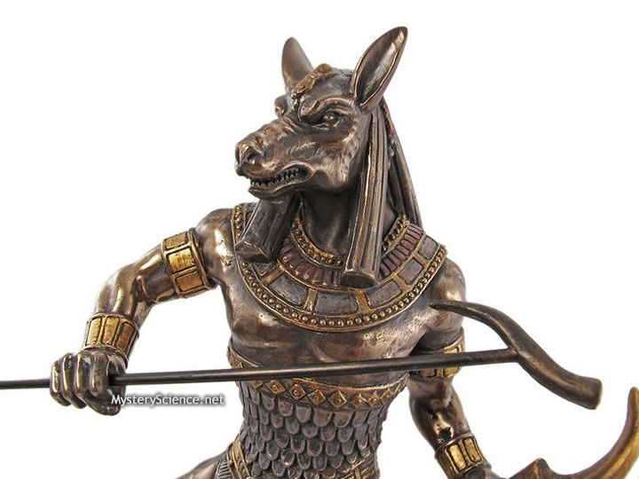 Set era considerado el dios egipcio del caos