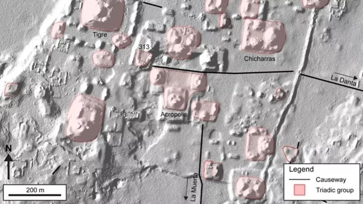 Imagen LiDAR de las estructuras triádicas del antiguo yacimiento maya descubierto en Guatemala