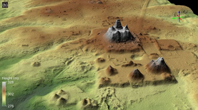En el hallazgo de los asentamientos mayas se encontraron restos de plataformas y pirámides
